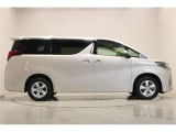 低価格で良質なお車を全社総台3,000在庫からお選びいただけます。営業時間 10:00〜19:00