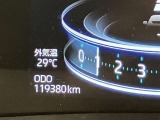 点検整備の上、納車いたします。購入時の安心感に加えてアフターもお任せ♪ディーラーならではのサービス専門スタッフが常駐の整備工場が併設しております。車検・点検整備などアフターサービスも安心です♪