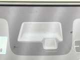 【デュアルセンサーブレーキサポート】走行中に前方の車両等を認識し、衝突しそうな時は警報とブレーキで衝突回避と被害軽減をアシスト。より安全にドライブをお楽しみいただけます。