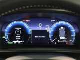メーターはスッキリとしたデザインで、とても見やすく、安全運転のお役に立ちます。