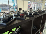 ホンダ車のミニカーがお出迎え
