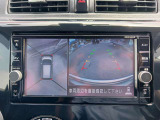 アラウンドビューモニターが装備されてるから、駐車場での車庫入れや、狭い道での走行もカメラで確認が出来るので安心。