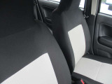 安心の保証内容。未使用車は「3年または6万km」まで、中古車は「1ヶ月または1千km」まで無償保証。延長保証もございますので、詳しくはスタッフまで。