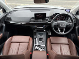 Q5 45 TFSI クワトロ スポーツ 4WD 4WD 本革シート