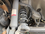 お車を安心してお乗りいただく為には、足回りの定期点検が欠かせません。サービスサポート(有償保証)では無料点検もご提供しており、安心のカーライフをお過ごしいただけるサポート体制が整っています。