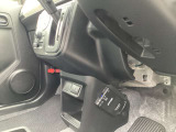 ETC車載器が付いています。高速道路など有料道路の料金所をキャッシュレスでスムーズに通過できます☆