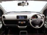 見通しのよいすっきりとした視界で、誰でも運転しやすいです。運転のしやすさは疲れにくさにも繋がりますよ♪