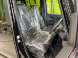もちろん車内はキレイです♪よりクリーンな状態をキープしたいお客様には『ナノゾーンコート』がおすすめ!新型コロナウイルス対策や、除菌・消臭に効果を発揮し多くの方にご好評いただいております。