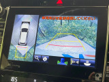 【パノラミックビューモニター】専用のカメラにより、上から見下ろしたような視点で360度クルマの周囲を確認することができます☆死角部分も確認しやすく、狭い場所での切り返しや駐車もスムーズに行えます。