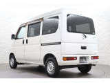 当店の展示車は、プロの業者にボディーの磨き、ルームクリーニングを依頼していますので、とてもきれいです!!ぜひ、見にいらしてください!