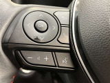 ナビゲーションに視線を移さず、ハンドルから手を離さず、運転に集中したまま手元でオーディオ操作できます♪