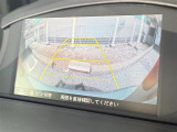 便利な【バックモニター】で安全確認もできます。駐車が苦手な方にもオススメな便利機能です。