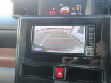 バックガイドモニターで、後方を確認しながら安心して駐車することができます。運転初心者も熟練者も必須の機能ですよ!