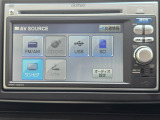 CD・DVD・ワンセグTVが楽しめ、USB・Bluetoothにも対応しています。