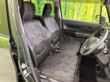 運転席シート廻りは使用感も少なく、良好な状態となっています。丁寧に使われていたことがよくわかりますね。