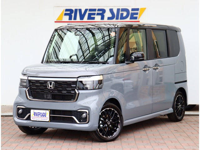 N-BOXカスタム ターボ コーディネートスタイル 2トーン 届出済未使用車