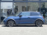 時を経ても深い魅力を放ち続けるMINI。より快適にお乗り頂くために、3つのサポートプログラムをご用意しております。※認定中古車保証は登録日より最長4年間まで延長が可能です。