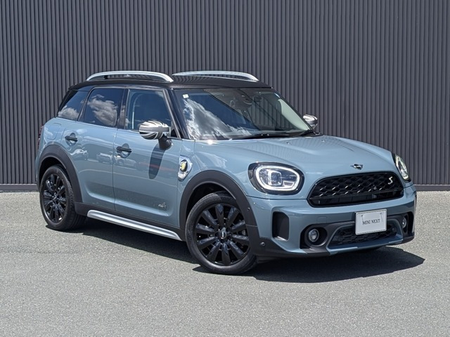 ミニクロスオーバー クーパー S E オール4 4WD 
