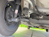 お車を安心してお乗りいただく為には、足回りの定期点検が欠かせません。サービスサポート(有償保証)では無料点検もご提供しており、安心のカーライフをお過ごしいただけるサポート体制が整っています。