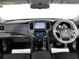 使いやすさや安全性を追求したステアリング周り!高級車ゆえにスイッチ類が多いのも特徴ですね!考え尽くされた配置ですぐに使いこなす事が出来ますのでご安心下さい!是非、体感してみて下さい!!
