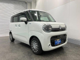 大きなフロントガラスで死角が少なく見晴らしが良いので、運転や駐車もしやすいです。
