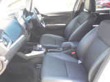 クリーニング☆こちらのお車は内装クリーニング済です。内装に問題ある車両は、必要に応じてリペア作業・脱臭作業しておます。内装の臭いの強い車両はなるべく避けております。