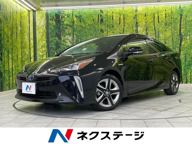 トヨタ プリウス 