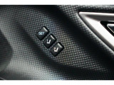 運転席のシートポジションメモリー機能は、登録済みの運転者と交代しても、シートポジションの変更の手間がかかりません。