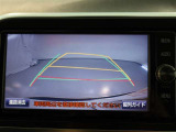 バックガイドモニターで、後方を確認しながら安心して駐車することができます。運転初心者も熟練者も必須の機能ですよ!