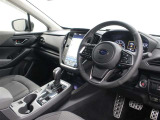 運転席廻りです。