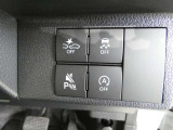 Aマークのスイッチはアイドリングストップ機能のON,OFF切替スイッチです。信号待ち等で停車時に一時的にエンジンを止めます、燃費向上に貢献しています。