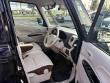 視界が良く 運転し易い車両です 是非、お試し下さい!