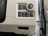 運転席周辺にある各種スイッチ画像です。