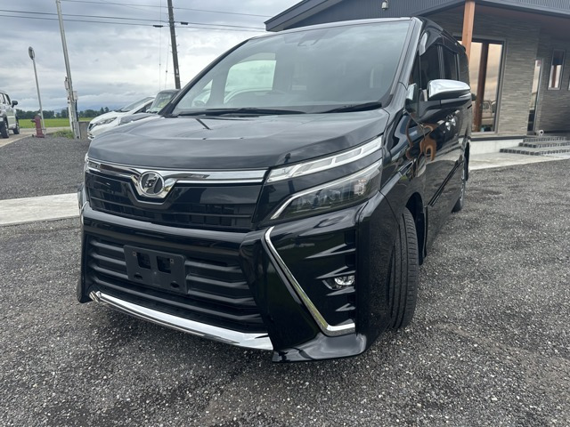 ヴォクシー 2.0 ZS 煌 4WD