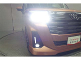 話題のLEDヘッドランプが採用されております! 省電力で長寿命、しかもとても明るく熱くなりにくい性質を持ったライトになります。虫も寄ってきにくい性質も持っております。