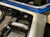 【プッシュスタート】プッシュスタートの最大のメリットは「防犯対策」です。スマートキーと車のIDが合致しないとエンジンは始動させることができません。