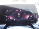 ◆iDriveを装備。操作系統をディスプレイから独立させることで、人間工学に基づいた最適な運転環境を実現しております。◆