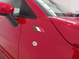 イタリアンフラッグフェンダーバッジ