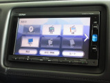 ナビゲーションは純正メモリーナビ(VXM-174VFi)を装着しております。AM、FM、CD、DVD再生、Bluetooth、フルセグTVがご使用いただけます。初めて訪れた場所でも安心ですね!