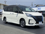 エマージェンシーブレーキ(衝突被害軽減ブレーキ)、フロントカメラが車両や歩行者を検知し警告音と共に衝突回避、軽減をアシストしてくれます。