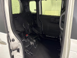 車高が高いので背の高い荷物も楽々積めます。
