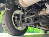 お車を安心してお乗りいただく為には、足回りの定期点検が欠かせません。サービスサポート(有償保証)では無料点検もご提供しており、安心のカーライフをお過ごしいただけるサポート体制が整っています。