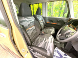 運転席シート廻りは使用感も少なく、良好な状態となっています。丁寧に使われていたことがよくわかりますね。