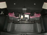 【車載工具】タイヤ交換には必需品ですね!万が一に役立つ工具です。緊急時に備え、使い方をしっかり覚えておきましょう。