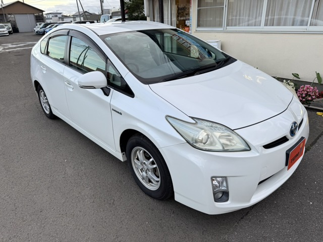 プリウス 1.8 S
