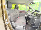 運転席シート廻りは使用感も少なく、良好な状態となっています。丁寧に使われていたことがよくわかりますね。