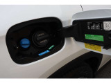 納車前整備は、メルセデスベンツ国際認定メカニックによる最新の検査ライン等の施設が充実した当社工場で入念に行います。