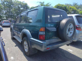 3000cc!軽油!ディーゼル!ターボ!デフロック!4WD!5MT!2バッテリー!純正アルミ!ルーフレール!3列シート8人乗り!