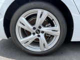 厳選されたAudi認定中古車で快適なAudiライフを。もっと身近にお乗りいただけるよう、多彩なファイナンスプログラムや、サポートプランをご用意しております。