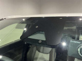 【衝突被害軽減ブレーキ】前方の車両や横断する歩行者などを検知した時、衝突回避や被害軽減をサポートします。